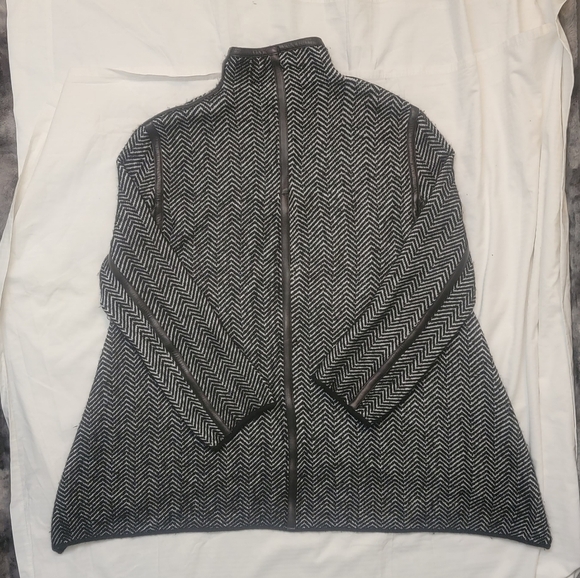 Tom Ford leather trimmed cashmere blend sweater size Large - Picture 15 of 16